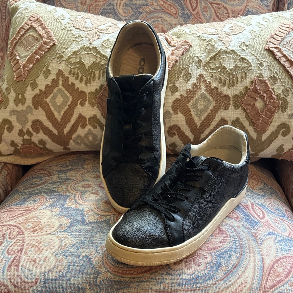 Coach Black Leather and Coated Canvas Logo Sneakers with a Low-Top Design